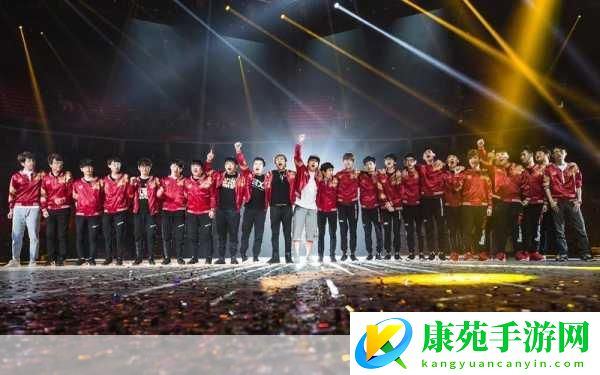 回顾-LPL-战队在-LOL-S-赛的征程-历年劲旅风采