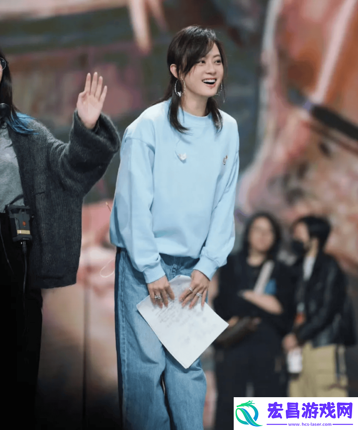 孙俪42岁长发美回巅峰-甩掉微商头嫩回20岁