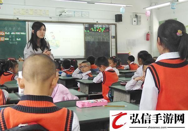 精灵游乐园创意写话提升儿童观察与表达能力